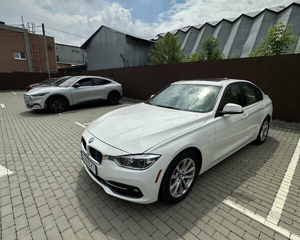 Білий БМВ 3 Серія, об'ємом двигуна 2 л та пробігом 158 тис. км за 16000 $, фото 4 на Automoto.ua
