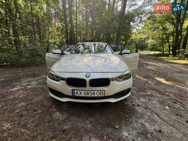 Белый БМВ 3 Серия, объемом двигателя 2 л и пробегом 89 тыс. км за 23000 $, фото 20 на Automoto.ua