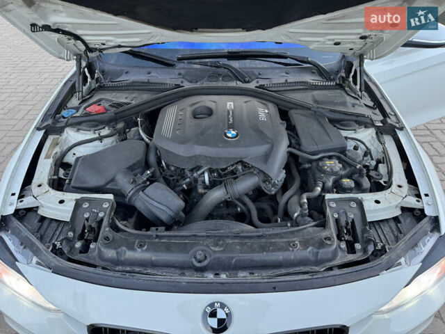Белый БМВ 3 Серия, объемом двигателя 2 л и пробегом 154 тыс. км за 20000 $, фото 11 на Automoto.ua