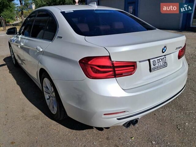 Белый БМВ 3 Серия, объемом двигателя 2 л и пробегом 58 тыс. км за 22000 $, фото 3 на Automoto.ua