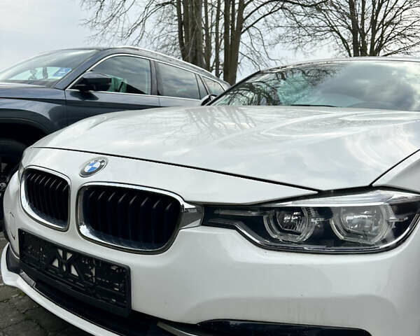 Белый БМВ 3 Серия, объемом двигателя 2 л и пробегом 110 тыс. км за 15500 $, фото 2 на Automoto.ua