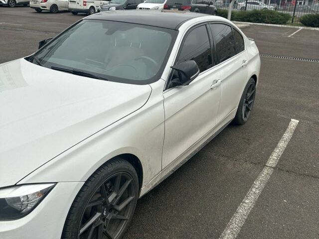 Белый БМВ 3 Серия, объемом двигателя 2 л и пробегом 158 тыс. км за 18000 $, фото 1 на Automoto.ua