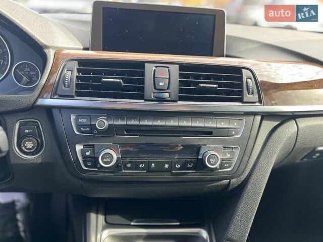 Білий БМВ 3 Серія, об'ємом двигуна 2 л та пробігом 72 тис. км за 18999 $, фото 29 на Automoto.ua