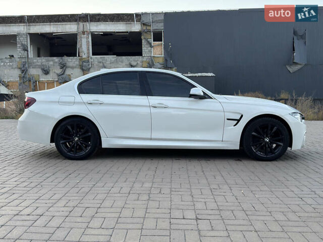 Белый БМВ 3 Серия, объемом двигателя 2 л и пробегом 154 тыс. км за 20000 $, фото 2 на Automoto.ua