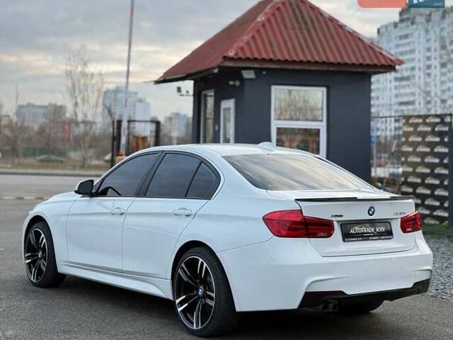 Белый БМВ 3 Серия, объемом двигателя 2 л и пробегом 97 тыс. км за 19100 $, фото 3 на Automoto.ua