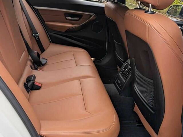 Білий БМВ 3 Серія, об'ємом двигуна 2 л та пробігом 53 тис. км за 7000 $, фото 13 на Automoto.ua