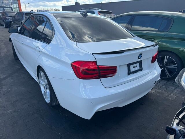 Белый БМВ 3 Серия, объемом двигателя 3 л и пробегом 134 тыс. км за 17300 $, фото 3 на Automoto.ua