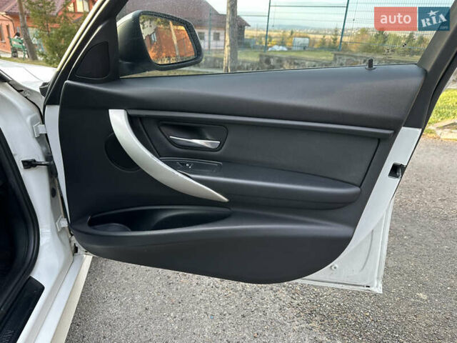 Білий БМВ 3 Серія, об'ємом двигуна 2 л та пробігом 162 тис. км за 14900 $, фото 37 на Automoto.ua