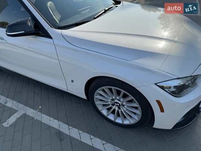 Белый БМВ 3 Серия, объемом двигателя 2 л и пробегом 121 тыс. км за 23000 $, фото 11 на Automoto.ua