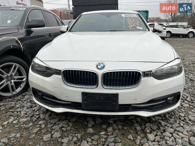Белый БМВ 3 Серия, объемом двигателя 2 л и пробегом 126 тыс. км за 16700 $, фото 1 на Automoto.ua
