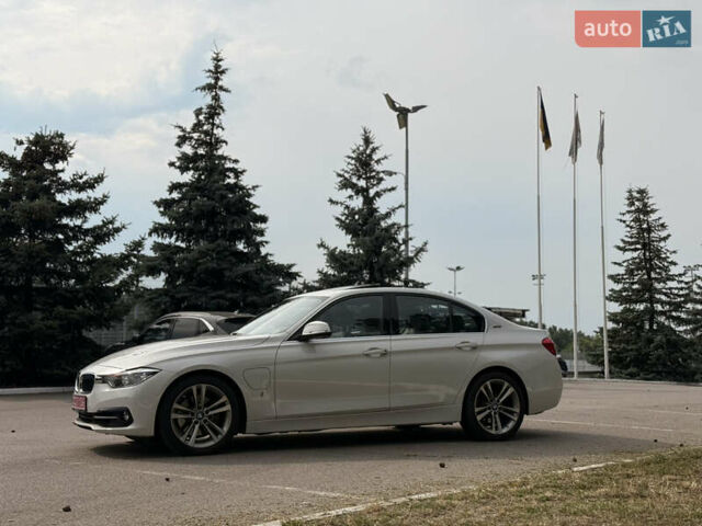 Білий БМВ 3 Серія, об'ємом двигуна 2 л та пробігом 79 тис. км за 19300 $, фото 46 на Automoto.ua