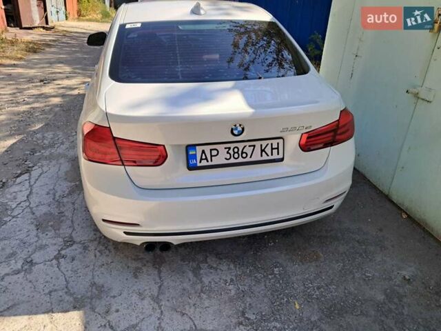 Белый БМВ 3 Серия, объемом двигателя 2 л и пробегом 58 тыс. км за 22000 $, фото 4 на Automoto.ua