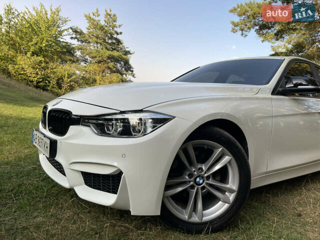 Білий БМВ 3 Серія, об'ємом двигуна 2 л та пробігом 170 тис. км за 14000 $, фото 15 на Automoto.ua