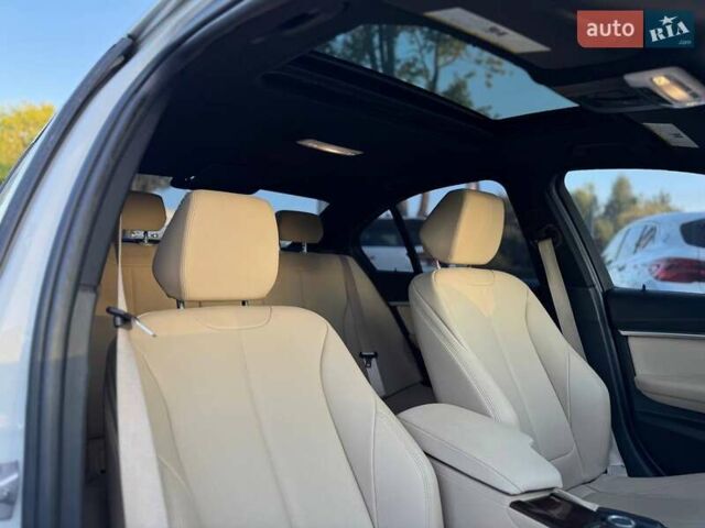 Белый БМВ 3 Серия, объемом двигателя 2 л и пробегом 94 тыс. км за 19900 $, фото 15 на Automoto.ua