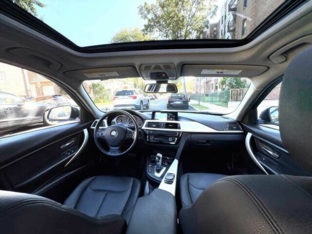 Белый БМВ 3 Серия, объемом двигателя 2 л и пробегом 52 тыс. км за 9900 $, фото 5 на Automoto.ua