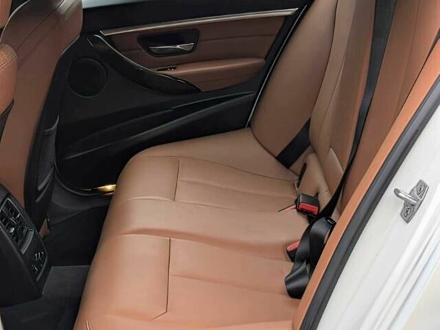 Білий БМВ 3 Серія, об'ємом двигуна 2 л та пробігом 53 тис. км за 7000 $, фото 12 на Automoto.ua