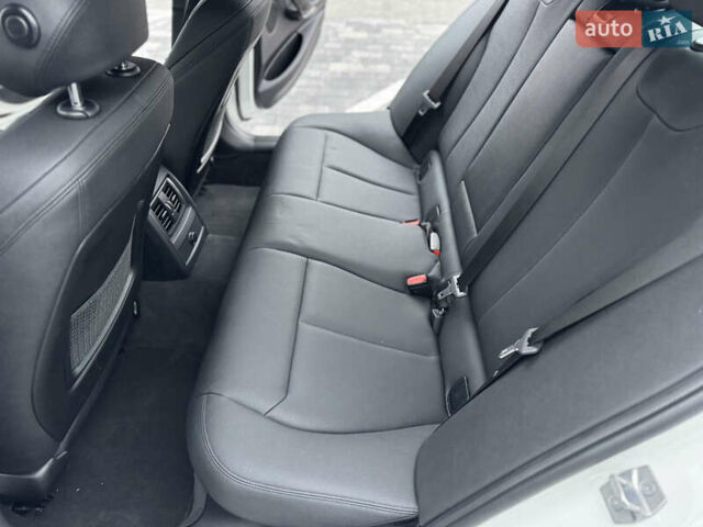 Белый БМВ 3 Серия, объемом двигателя 2 л и пробегом 78 тыс. км за 19300 $, фото 66 на Automoto.ua