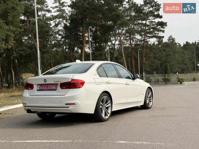 Білий БМВ 3 Серія, об'ємом двигуна 2 л та пробігом 79 тис. км за 19300 $, фото 60 на Automoto.ua