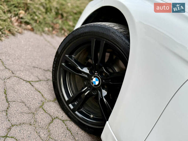 Белый БМВ 3 Серия, объемом двигателя 2 л и пробегом 162 тыс. км за 14700 $, фото 34 на Automoto.ua