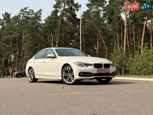 Білий БМВ 3 Серія, об'ємом двигуна 2 л та пробігом 79 тис. км за 19300 $, фото 18 на Automoto.ua