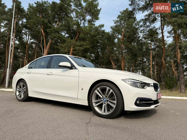 Білий БМВ 3 Серія, об'ємом двигуна 2 л та пробігом 79 тис. км за 19300 $, фото 65 на Automoto.ua