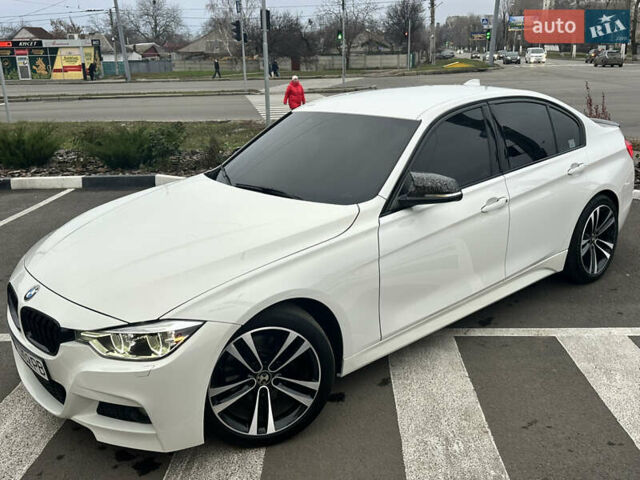 Белый БМВ 3 Серия, объемом двигателя 2 л и пробегом 93 тыс. км за 15999 $, фото 20 на Automoto.ua