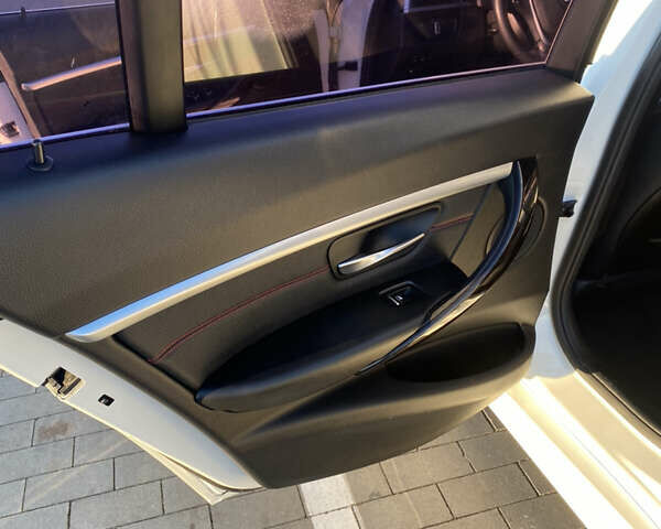 Белый БМВ 3 Серия, объемом двигателя 2 л и пробегом 233 тыс. км за 16500 $, фото 17 на Automoto.ua