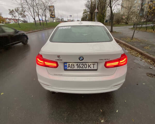 Белый БМВ 3 Серия, объемом двигателя 2 л и пробегом 120 тыс. км за 14900 $, фото 18 на Automoto.ua
