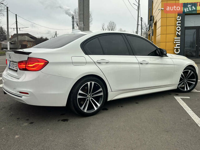 Білий БМВ 3 Серія, об'ємом двигуна 2 л та пробігом 90 тис. км за 17999 $, фото 6 на Automoto.ua