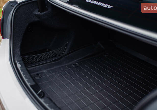 Белый БМВ 3 Серия, объемом двигателя 2 л и пробегом 124 тыс. км за 16000 $, фото 32 на Automoto.ua