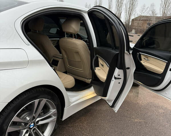 Белый БМВ 3 Серия, объемом двигателя 2 л и пробегом 158 тыс. км за 16500 $, фото 25 на Automoto.ua