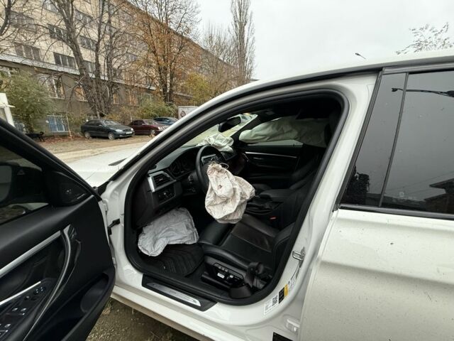 Белый БМВ 3 Серия, объемом двигателя 2 л и пробегом 70 тыс. км за 9700 $, фото 6 на Automoto.ua