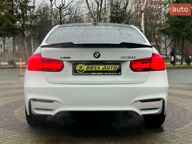Белый БМВ 3 Серия, объемом двигателя 2 л и пробегом 141 тыс. км за 21750 $, фото 5 на Automoto.ua