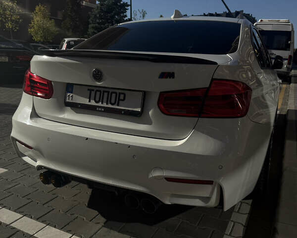 Белый БМВ 3 Серия, объемом двигателя 2 л и пробегом 115 тыс. км за 20000 $, фото 1 на Automoto.ua