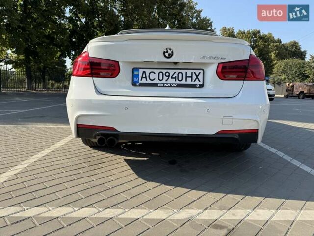Белый БМВ 3 Серия, объемом двигателя 2 л и пробегом 121 тыс. км за 23000 $, фото 14 на Automoto.ua