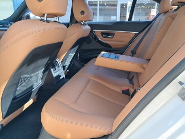 Белый БМВ 3 Серия, объемом двигателя 2 л и пробегом 57 тыс. км за 22000 $, фото 23 на Automoto.ua