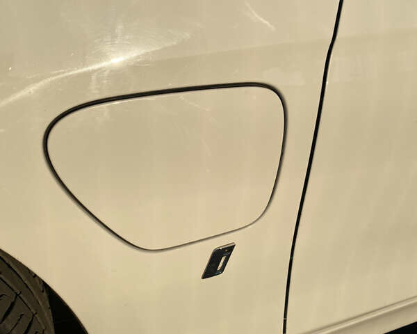 Белый БМВ 3 Серия, объемом двигателя 2 л и пробегом 233 тыс. км за 16500 $, фото 23 на Automoto.ua