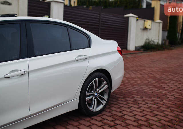 Белый БМВ 3 Серия, объемом двигателя 2 л и пробегом 124 тыс. км за 16000 $, фото 9 на Automoto.ua