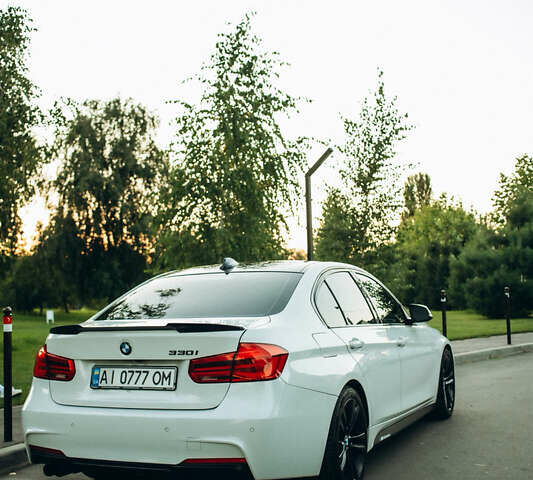 Білий БМВ 3 Серія, об'ємом двигуна 2 л та пробігом 101 тис. км за 19300 $, фото 3 на Automoto.ua