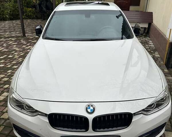 Белый БМВ 3 Серия, объемом двигателя 2 л и пробегом 90 тыс. км за 20000 $, фото 3 на Automoto.ua