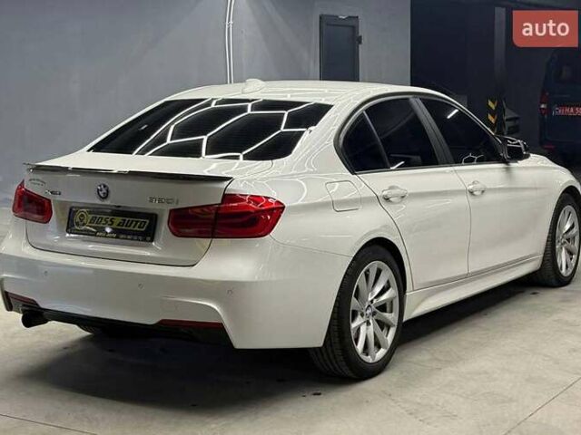 Белый БМВ 3 Серия, объемом двигателя 2 л и пробегом 138 тыс. км за 17600 $, фото 5 на Automoto.ua