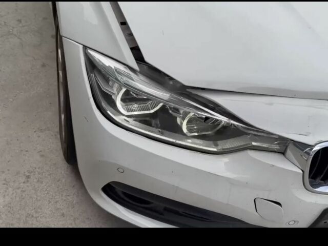 Білий БМВ 3 Серія, об'ємом двигуна 2 л та пробігом 86 тис. км за 7600 $, фото 7 на Automoto.ua