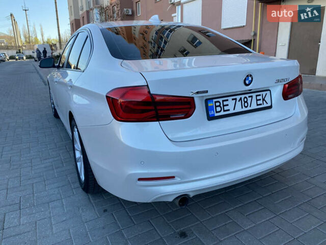 Белый БМВ 3 Серия, объемом двигателя 2 л и пробегом 94 тыс. км за 17600 $, фото 2 на Automoto.ua