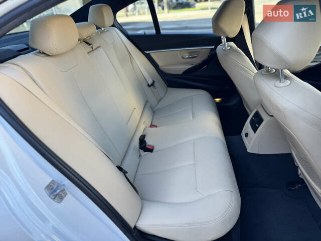Білий БМВ 3 Серія, об'ємом двигуна 2 л та пробігом 136 тис. км за 18600 $, фото 36 на Automoto.ua