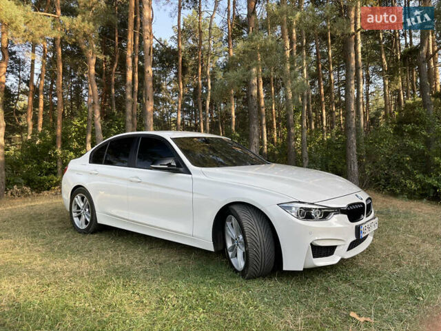 Білий БМВ 3 Серія, об'ємом двигуна 2 л та пробігом 170 тис. км за 14000 $, фото 27 на Automoto.ua
