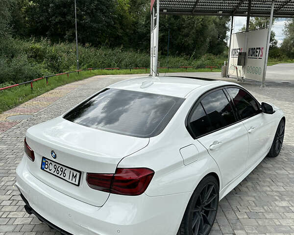Белый БМВ 3 Серия, объемом двигателя 2 л и пробегом 115 тыс. км за 18500 $, фото 2 на Automoto.ua