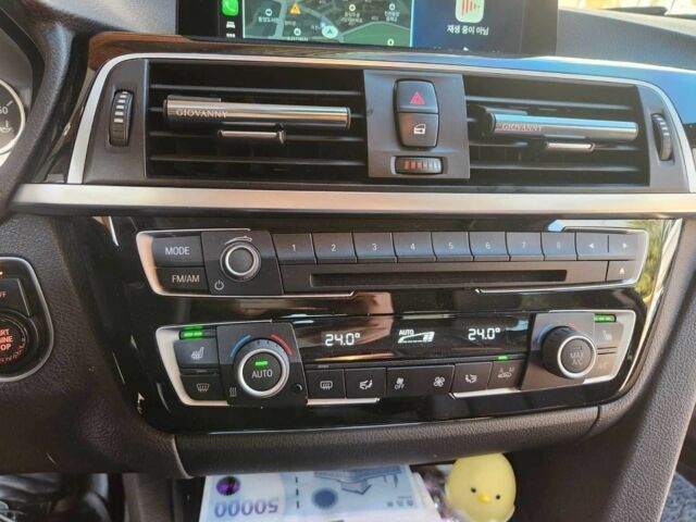 Белый БМВ 3 Серия, объемом двигателя 2 л и пробегом 76 тыс. км за 8995 $, фото 5 на Automoto.ua