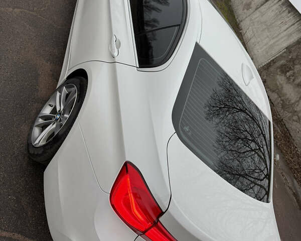 Белый БМВ 3 Серия, объемом двигателя 2 л и пробегом 158 тыс. км за 16500 $, фото 5 на Automoto.ua