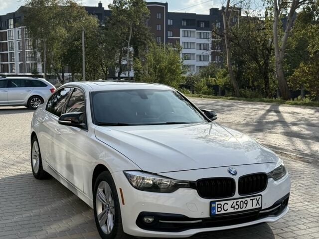 Білий БМВ 3 Серія, об'ємом двигуна 2 л та пробігом 200 тис. км за 14574 $, фото 8 на Automoto.ua