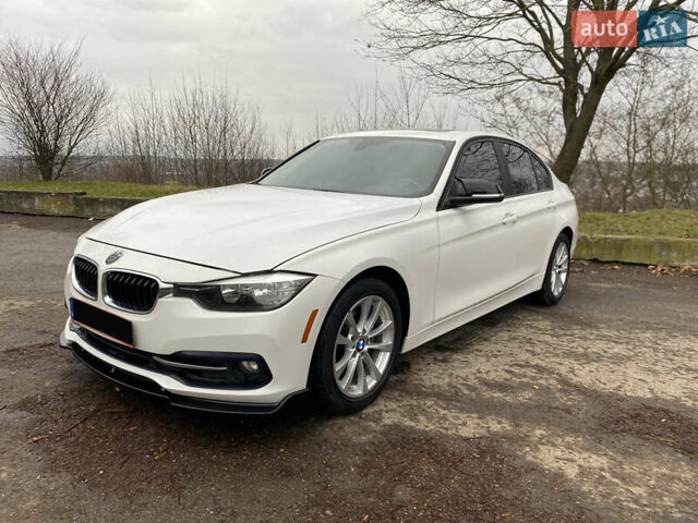 Белый БМВ 3 Серия, объемом двигателя 2 л и пробегом 135 тыс. км за 12400 $, фото 1 на Automoto.ua